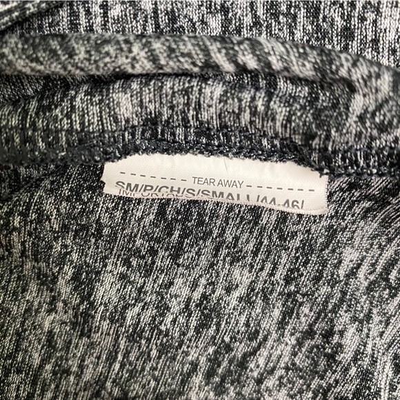 Under Armour HeatGear Gray The Tech Tee - Picture 7 of 8